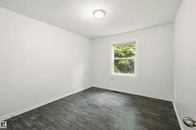 Interior photo 3 of 6420 105 ST NW