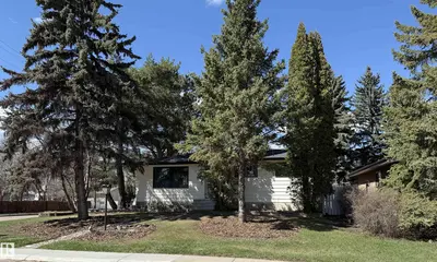 Interior photo 1 of 899 ALDER AV