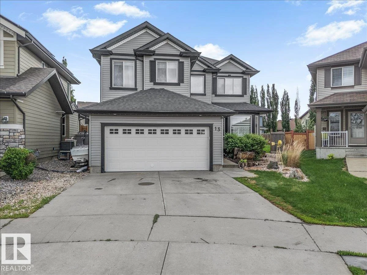 13 BAIE, Beaumont - 4 bedroom Detached Single Family for sale