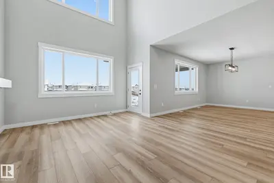 Interior photo 4 of 28 Harley WY