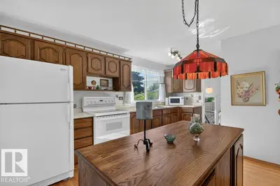 Interior photo 2 of 11419 50 AV NW NW