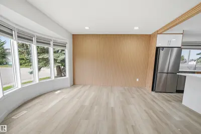 Interior photo 3 of 3548 20 Ave NW