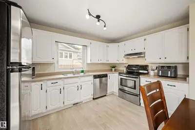 Interior photo 4 of 50 PRINCETON CR