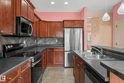 Interior photo 4 of #92 13825 155 AV NW
