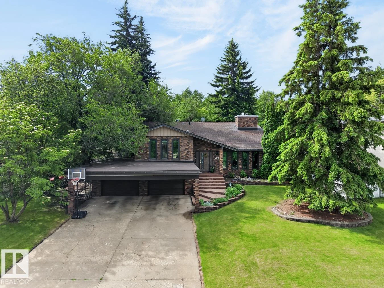 43 MANCHESTER DR, Sherwood Park - 4 bedroom Detached Single Family for sale