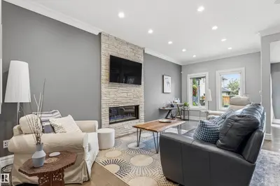 Interior photo 3 of 2294 WARRY LO SW
