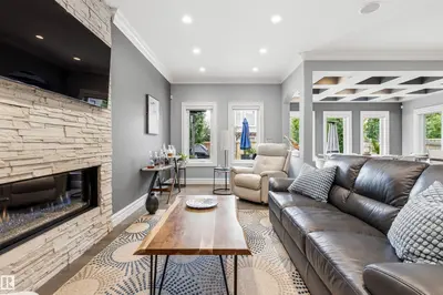 Interior photo 4 of 2294 WARRY LO SW