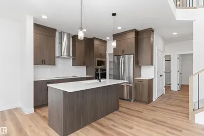 Interior photo 4 of 5133 Cawsey BN SW