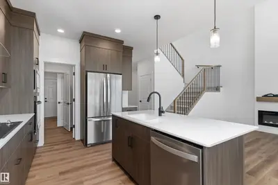 Interior photo 3 of 5133 Cawsey BN SW