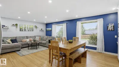Interior photo 2 of 5507 51 AV