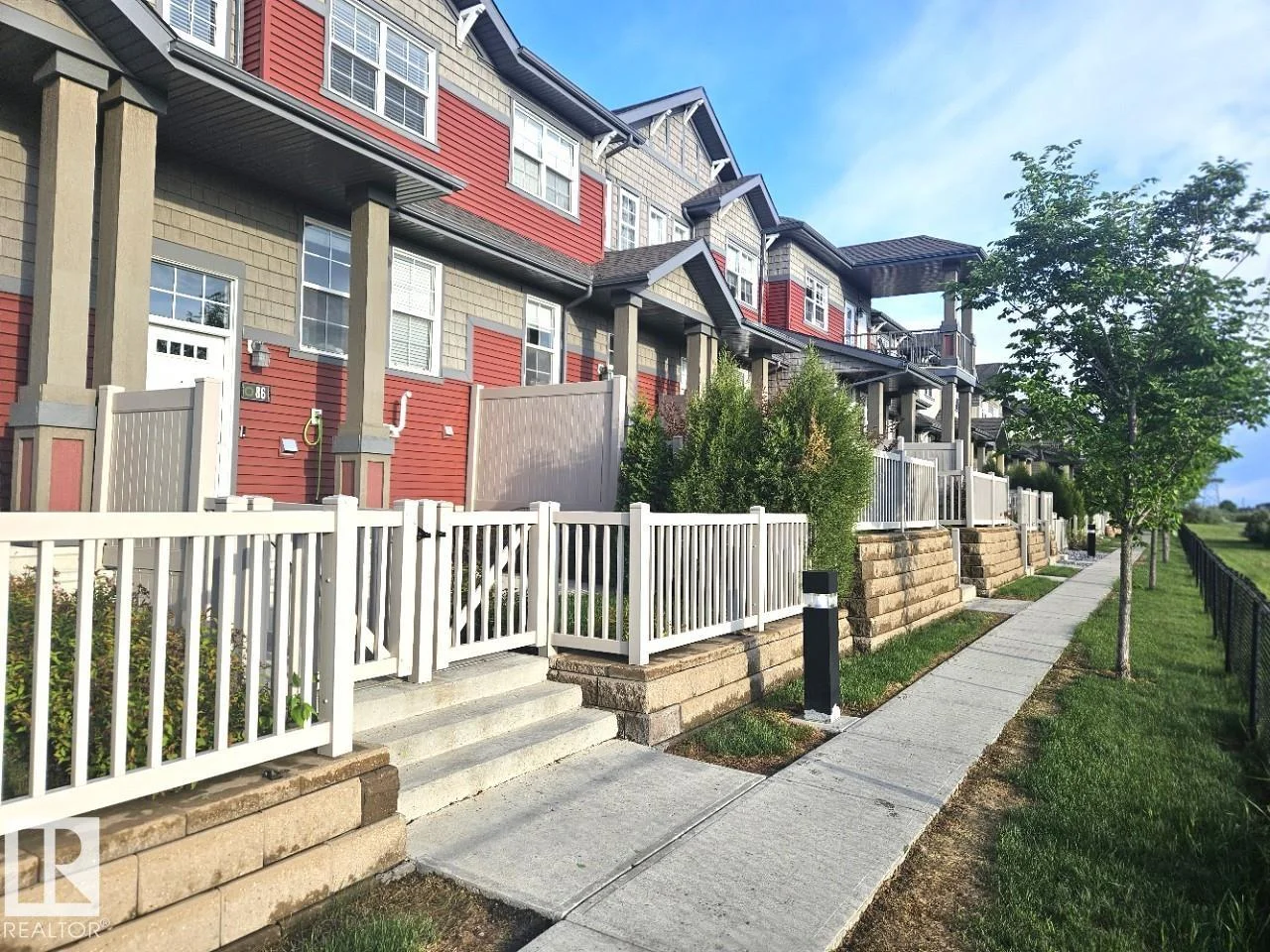 #86 4029 Orchards DR SW, Edmonton - 3 bedroom Townhouse for sale