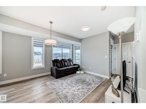 #50 6905 25 AV SW, Edmonton - $322,500