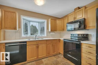 Interior photo 2 of 1020 KEITH ROAD