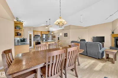 Interior photo 3 of 395 Meadowview TC