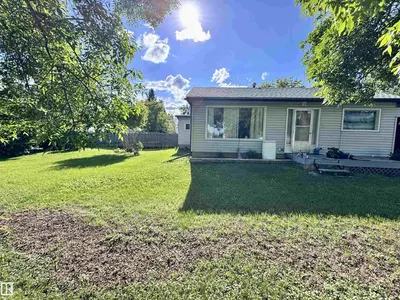 Interior photo 1 of 4824 53 ST