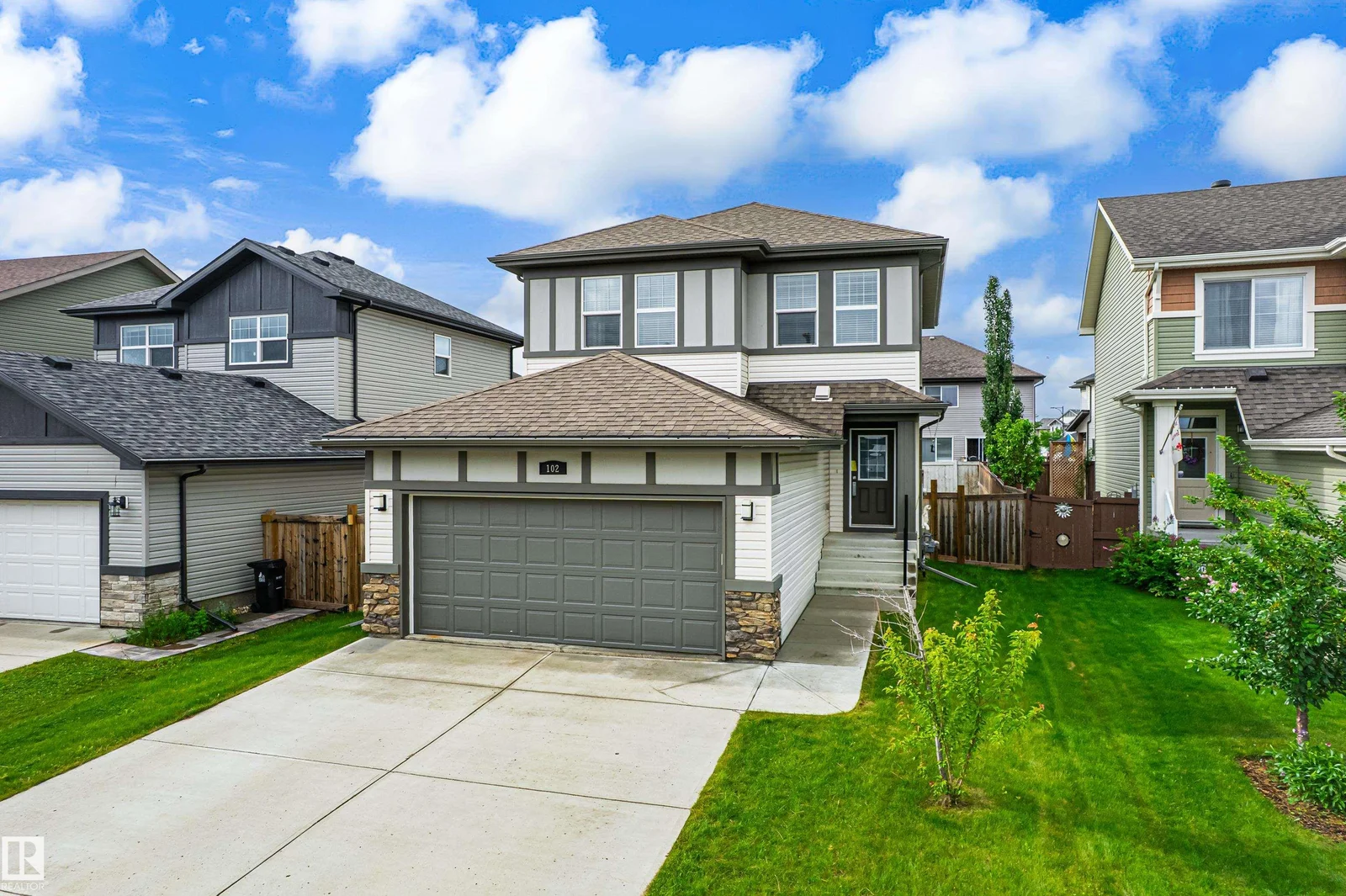 102 MEADOWLAND WY, Spruce Grove - 3 bedroom Detached Single Family for sale
