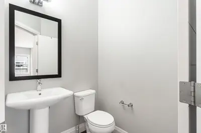 Interior photo 3 of 102 MEADOWLAND WY