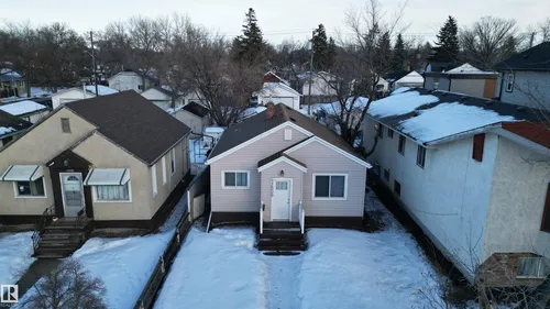 11539 101 ST NW, Edmonton - $240,000