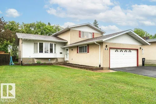10543 35 AV NW, Edmonton - $525,000