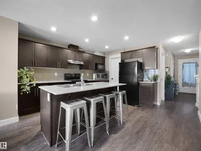 Interior photo 4 of 9055 COOPER LINK LI SW