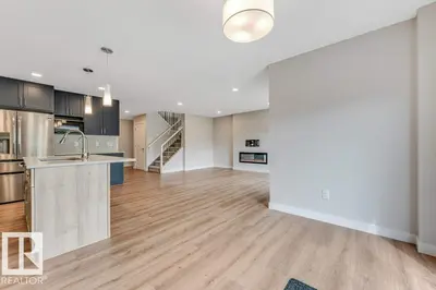 Interior photo 2 of 403 35 AV NW