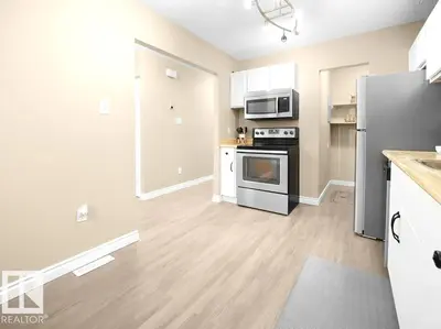 Interior photo 4 of 9345 172 ST NW