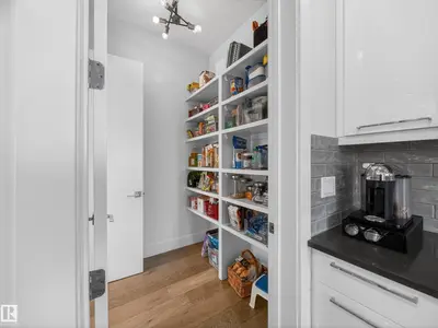 Interior photo 2 of 1121 WAHL PL NW