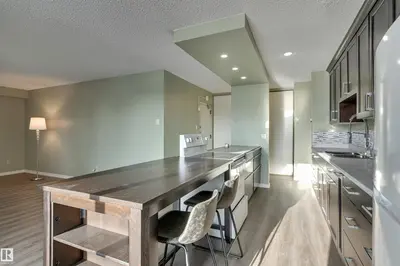 Interior photo 2 of #1003 10155 114 ST NW