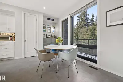 Interior photo 4 of #16 1304 RUTHERFORD RD SW