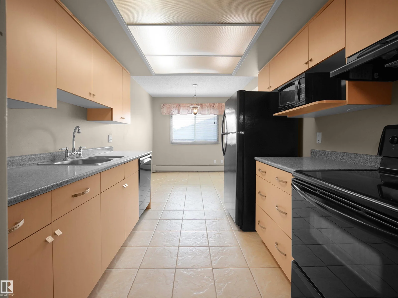 4404 122 ST NW, Edmonton - 1 bedroom Apartment for sale