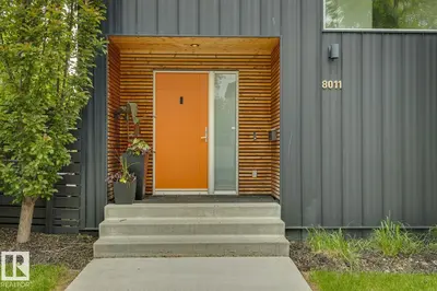 Interior photo 1 of 10958 80 AV NW