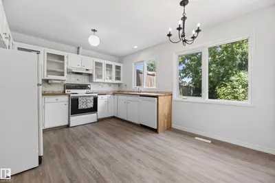 Interior photo 2 of 9629 81 ST