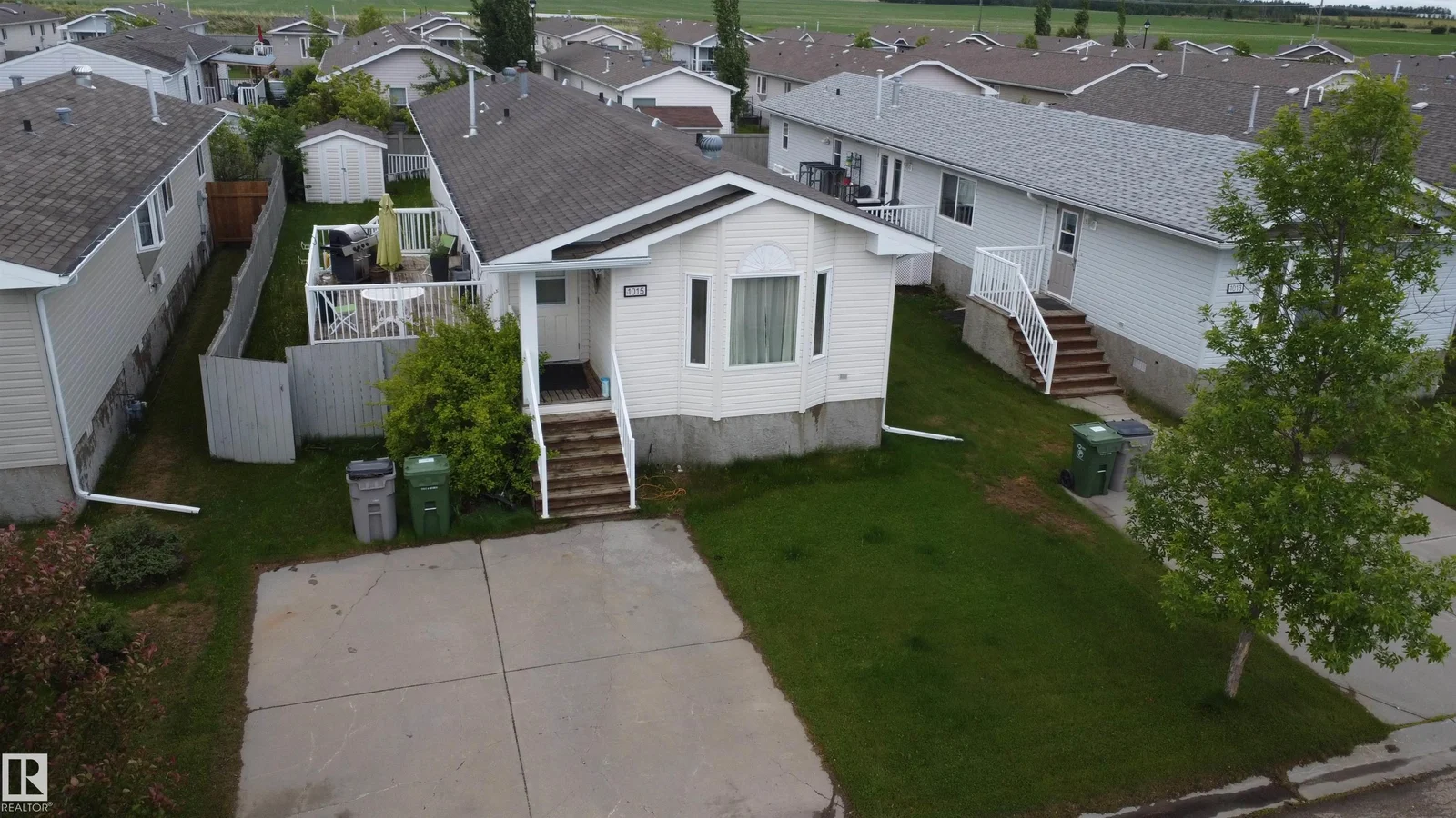 1015 Aspen DR E, Leduc - 2 bedroom Single Family Residence for sale