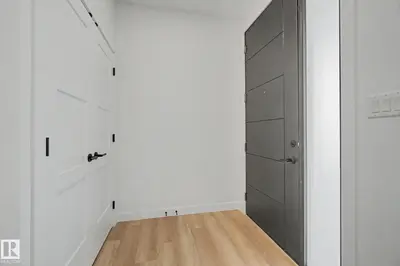 Interior photo 1 of 4 Willow Heights DR