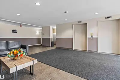 Interior photo 2 of #330 4309 33 ST