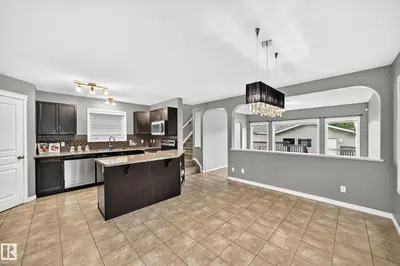 Interior photo 4 of 430 HEMINGWAY RD NW
