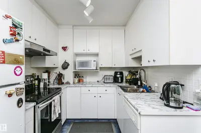 Interior photo 3 of 11105 81 AV NW