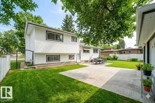 6411 149 Ave AV NW NW, Edmonton - $425,000