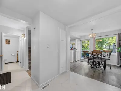 Interior photo 3 of #17 15710 BEAUMARIS RD NW