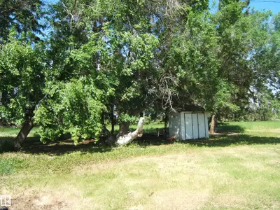 Interior photo 4 of 163026 TWP RD 574