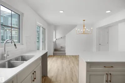 Interior photo 2 of #65 525 SECORD BV NW