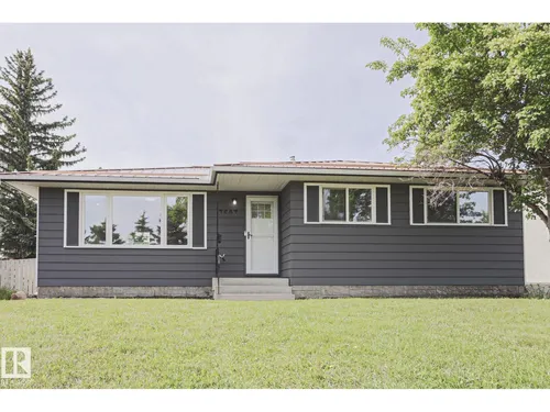 7607 137 AV NW, Edmonton - $475,000