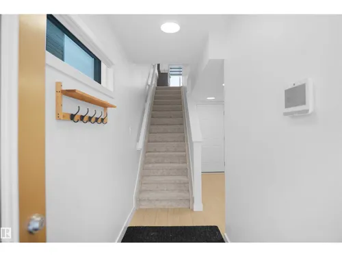 5139 RIVER'S EDGE WY NW