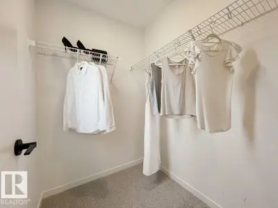 Interior photo 3 of 7452 KLAPSTEIN CR SW