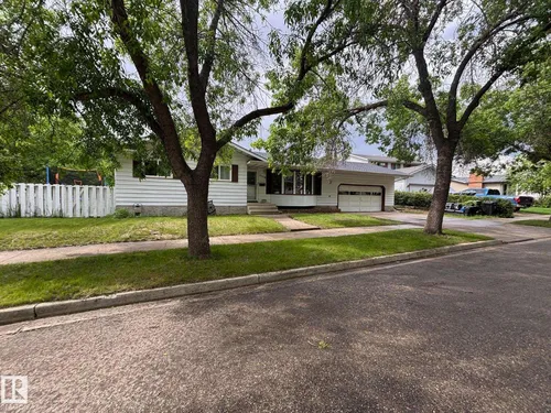 8504 92 AV, Fort Saskatchewan - $425,000