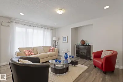 Interior photo 1 of 11918 68 ST NW