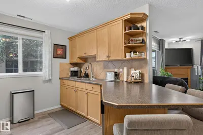 Interior photo 4 of #122 279 SUDER GREENS DR NW