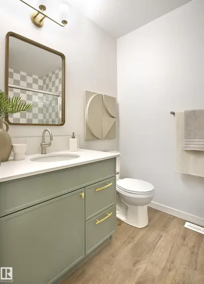 Interior photo 4 of 4344 KINGLET DR NW
