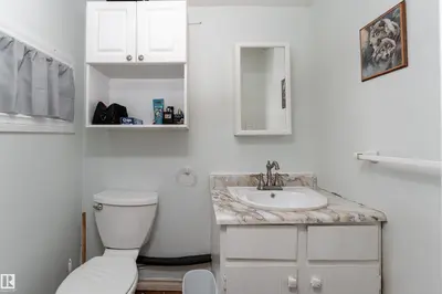Interior photo 3 of 11406 89 ST NW