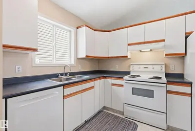 Interior photo 2 of 2050 TANNER WD NW
